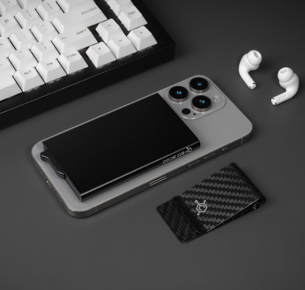 CODE 118 WALLET MAGSAFE