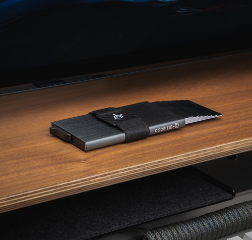 CODE 118 WALLET