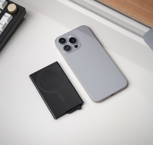 CODE 118 WALLET MAGSAFE